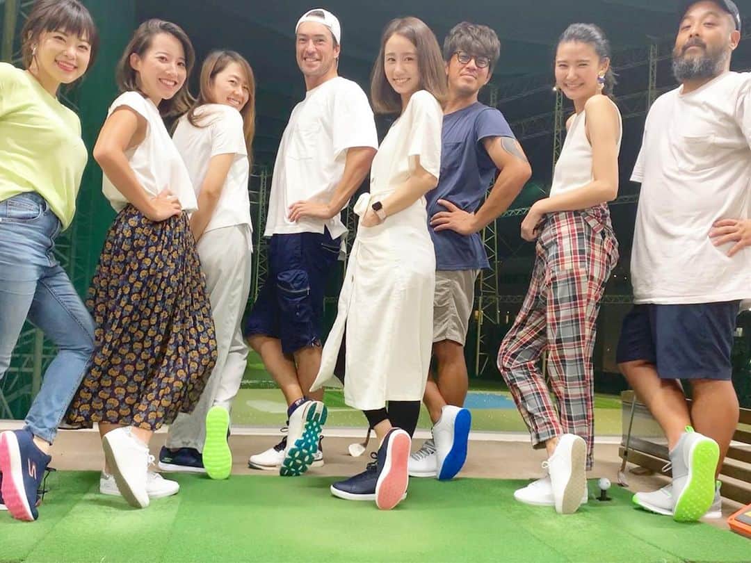 筒井萌子のインスタグラム：「* GGゴルフ練習会⛳️ みんなで @skechers 履いて練習🏌️‍♀️💕 シューズが可愛いと練習がより楽しい♪ GG golf #supportedbySKECHERS ・ 練習後はツバサさんのHBD🎂 みんなでワイワイ毎回の楽しい◟́◞̀♡ 飲んで食べて笑って幸せな夜でした🌙 ・ #筒井萌子 #女優 #actress #モデル #model #岡山  #shooting #instagood #instalike #converse #撮影 #followme #instalike #ゴルフ #ゴルフ女子 #ゴルフコーデ #골프 #좋아요반사 #좋아요그램 #좋아요환영 #데일리그램 #패션 #오오티디 #카페 #アルチビオ  #アルチビオカップ # archivio #archiviocup #toptracer #スイング碑文谷」