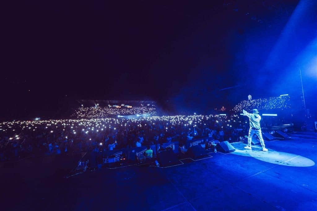 NICKY JAMさんのインスタグラム写真 - (NICKY JAMInstagram)「Gracias Bucaramanga Colombia 🇨🇴. Por una noche inolvidable 😍」8月4日 5時50分 - nickyjam