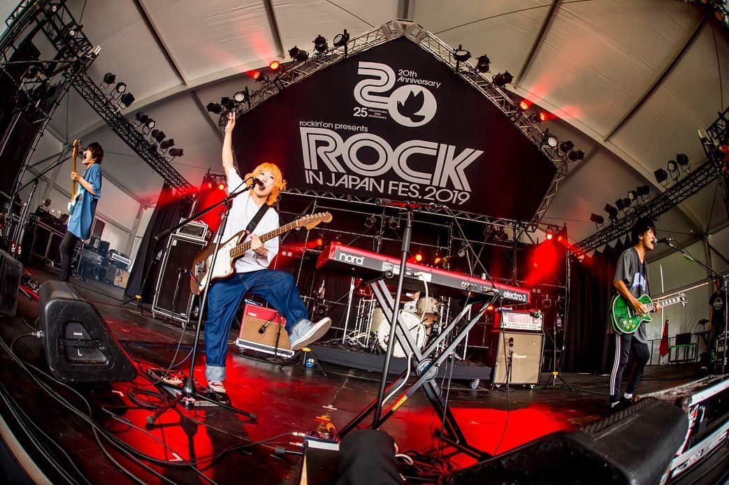Amelieのインスタグラム：「ROCK IN JAPAN FES.2019 📸 @naoto_iwabuchi_  #ロッキン  #ロッキンジャパン #rijf」
