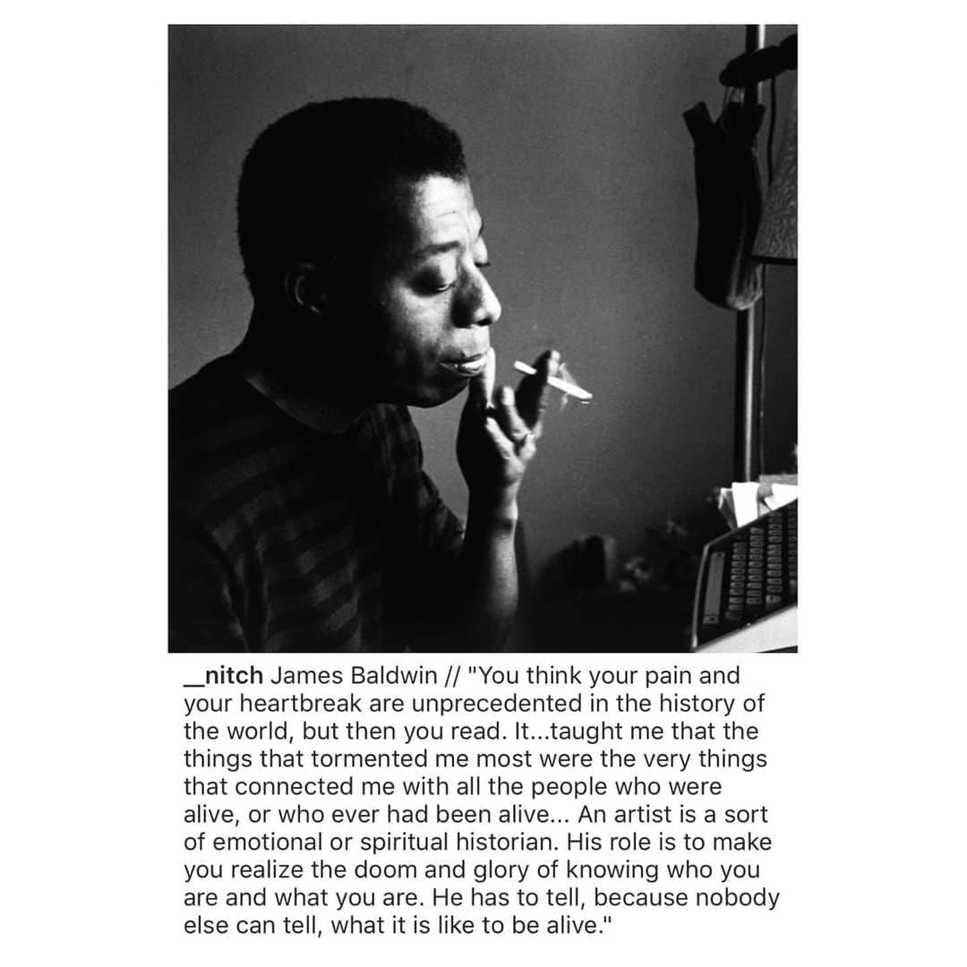 ナタリア・コルドバ・バックリーのインスタグラム：「🖤 James Baldwin.」