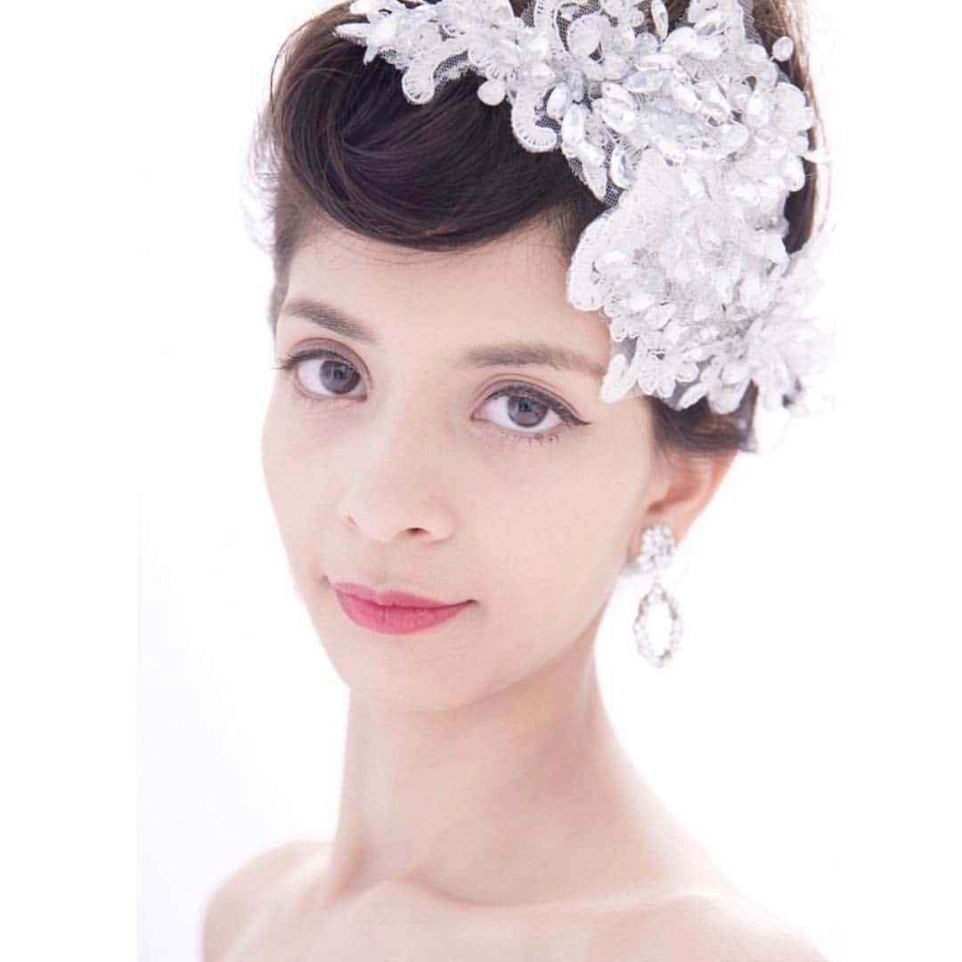 ステレオブライダル〈ヘアメイク〉のインスタグラム：「✴︎ #bridal #wedding #shooting #photo #hairmake #hair #make #hairmakestereo」