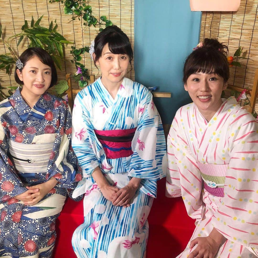 にしおかすみこさんのインスタグラム写真 - (にしおかすみこInstagram)「#花火大会 「適当に写メ撮ってほしい」とマネージャーさんにお願いしたら、スクリーンのほうを撮っている。 #適当過ぎる #そっちじゃない #こっちだよ 本番中に写メを撮ったりはダメだろうということだったらしい #うむ #適切な判断 #チャラいがちゃんとしている #仕事終わりに皆さんと #佐藤陽子 さん #間中由希 さん 花火、迫力あった〜(*´∀｀*)」8月3日 22時22分 - nishioka_sumiko