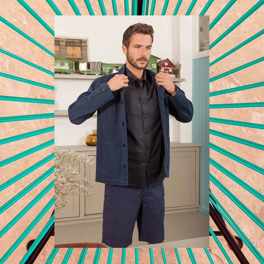 ベンシモンのインスタグラム：「Le vestiaire masculin 🍃  Cet été Bensimon a imaginé le vestiaire masculin idéal, composé de pièces iconiques aux allures army et d'essentiels aux couleurs intemporelles. Découvrez les must have des dressings masculins soldés en ligne et dans nos boutiques! 🇬🇧 Men's essentials 🍃 Bensimon has created the ideal men's wardrobe, composed of iconic pieces with an army look and essential items in timeless colours, our pieces are a must have for men's dressings! Discover the must have of men's dressings on sale online and in our stores! #Bensimon #homme #summer」