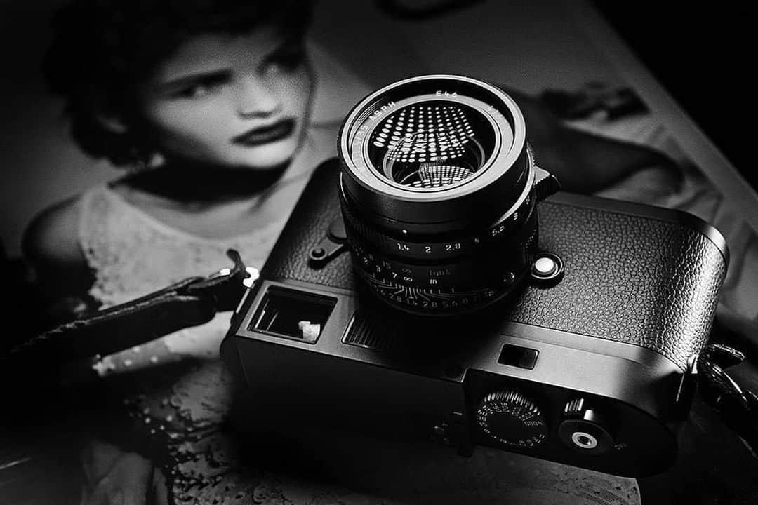 ライカさんのインスタグラム写真 - (ライカInstagram)「Speaking longingly of the Leica M Monochrom he once owned, photographer Kristian Dowling (@kristiandowling) says it is the most enjoyable camera he's ever used. Find out about the Leica M Monochrom for yourself via the bio link.  #🔴📷 #LeicaM #LeicaMonochrom #leica #leicacamera #leicaphotography #leicaphoto #leica_world #leica_club #leicasociety #leicalove #leicagram #travelphotography #bnw_world #cameraporn #leicaporn #bnwphoto #leicamonochrome」8月3日 23時00分 - leica_camera