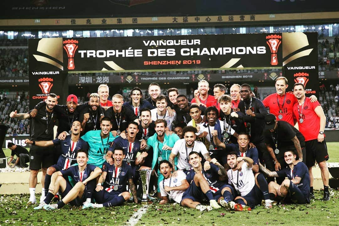 パブロ・サラビアさんのインスタグラム写真 - (パブロ・サラビアInstagram)「🇫🇷Champions de #trophéedeschampions 🏆🔴🔵//🇪🇸 Campeones de la supercopa 🏆🔴🔵 #PSG #Icicestparis #AllezParis #PS19」8月3日 23時10分 - pablosarabia92