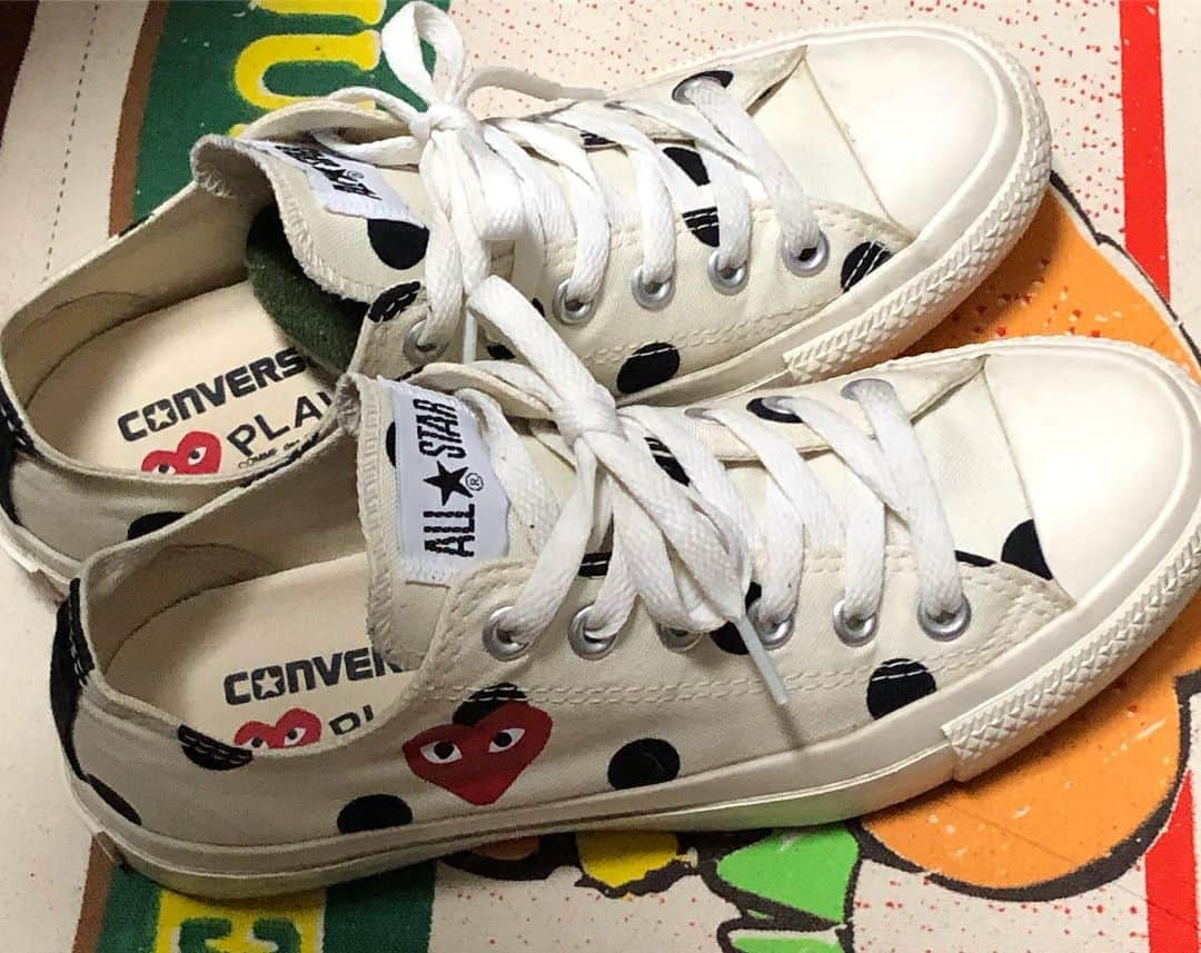 森彩奈江さんのインスタグラム写真 - (森彩奈江Instagram)「今日の花火大会ではPLAY COMME des GARCONSxCONVERSEを履きました👟かなり久々にNIKE以外のスニーカー✨ キャンバススニーカーは夏には涼しげでGOOD😄👍 昨日COMME des GARCONSのエアジョーダン1発売でしたが、値段的にもさすがにスルーしました😵💦 #コンバースオールスター #converseallstar #playcommedesgarcons #プレイコムデギャルソン #スニーカー #スニーカー好き #スニーカー倶楽部コンバース部門 #足元倶楽部 #sneaker」8月3日 23時19分 - sanaemori_jpba429