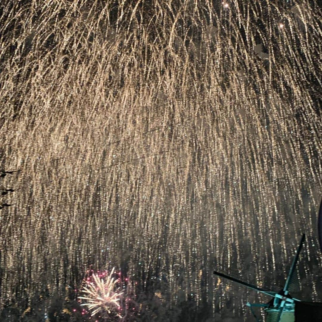 花香芳秋さんのインスタグラム写真 - (花香芳秋Instagram)「佐倉印旛沼花火大会🎆 サイコーでしたー😆 今年は、新たに浅井企画のメンバーも 呼んでいただいてありがとうございます(^^) #佐倉印旛沼花火大会 #ケーブルネット296 #生中継 #服部アナ #さとう珠緒さん #三田寺円ちゃん #花香よしあき #ドドん #石出菜々子 #サイコーに楽しかった」8月3日 23時24分 - hanaka.yoshiaki