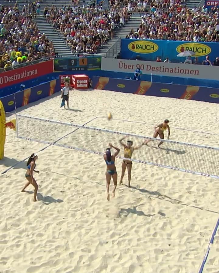 レッドブルのインスタグラム：「CANNOT . CONTAIN . EXCITEMENT 👏👏👏 Brazilian duo @santoslisboaduda & @agatha_rippel bring the heat to Vienna! #redbull #givesyouwings #volleyball #viennamajor #beachvolleyball #rally」