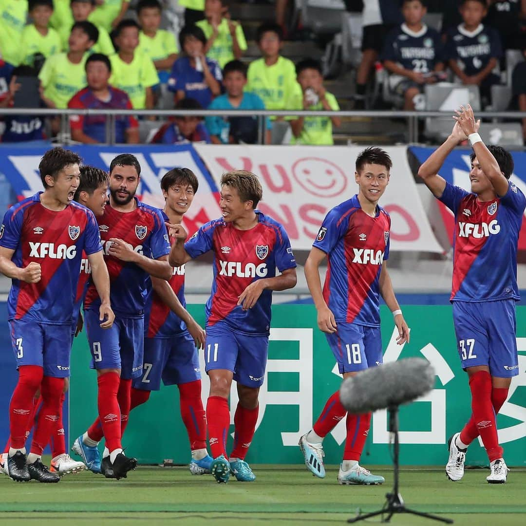 FC東京オフィシャルグッズさんのインスタグラム写真 - (FC東京オフィシャルグッズInstagram)「✊ ⏰試合終了🔵🔴 #FC東京 3-0 #セレッソ大阪 . 耐えて流れを掴み、後半に3得点を奪い、完封勝利!!!!!!!✊✊✊ 8月のホーム3連戦初戦を勝利で飾りました!!!!🙌🙌🙌 @fctokyoofficial  #首位東京 #FC東京 #fctokyo #tokyo」8月3日 23時48分 - fctokyoofficial