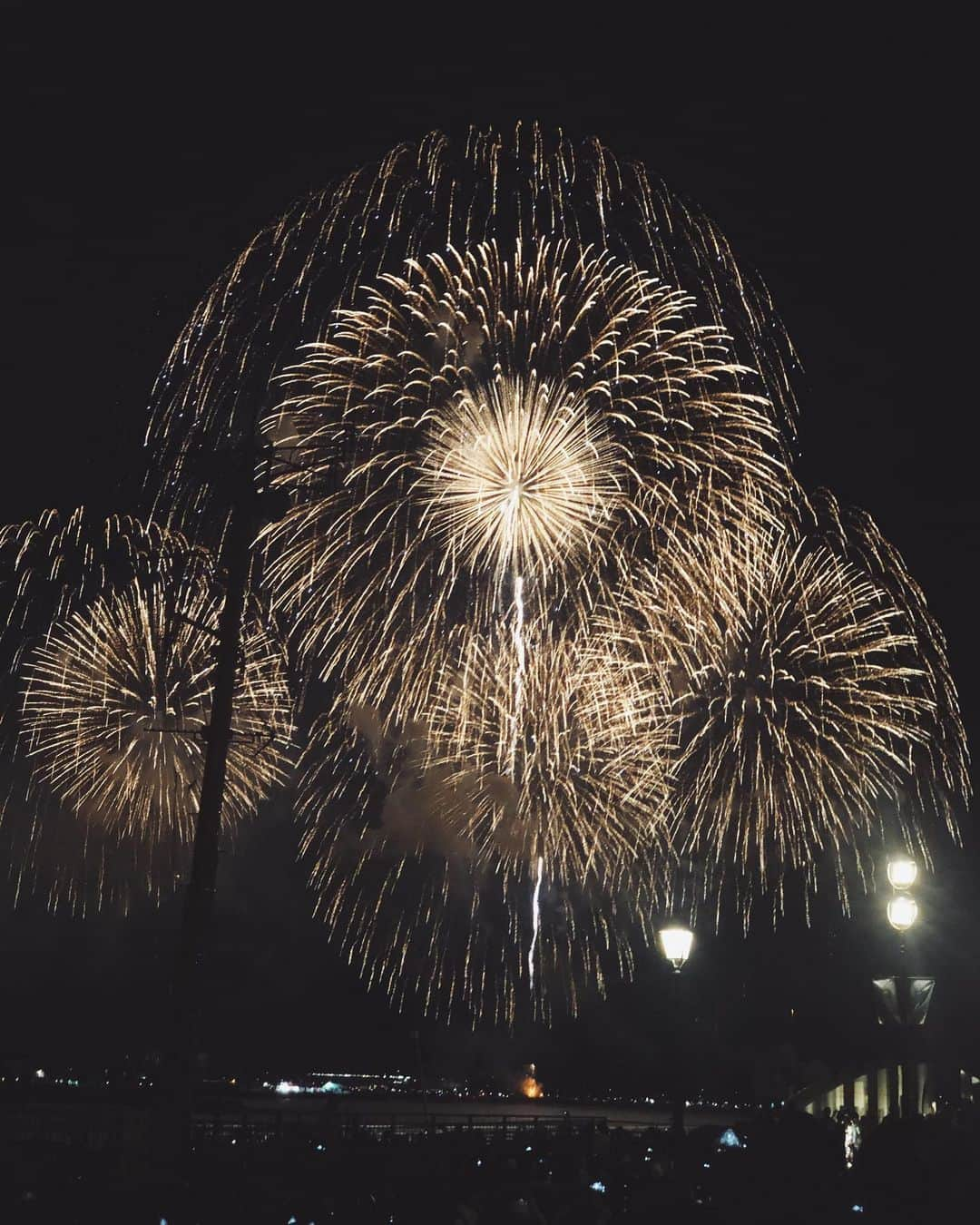 陣内勇人さんのインスタグラム写真 - (陣内勇人Instagram)「令和の夏。 神戸の空いっぱいに 打ち上がった 花火。 . 浴衣着て 見れて良かった。」8月3日 23時59分 - hayato.jinnouchi