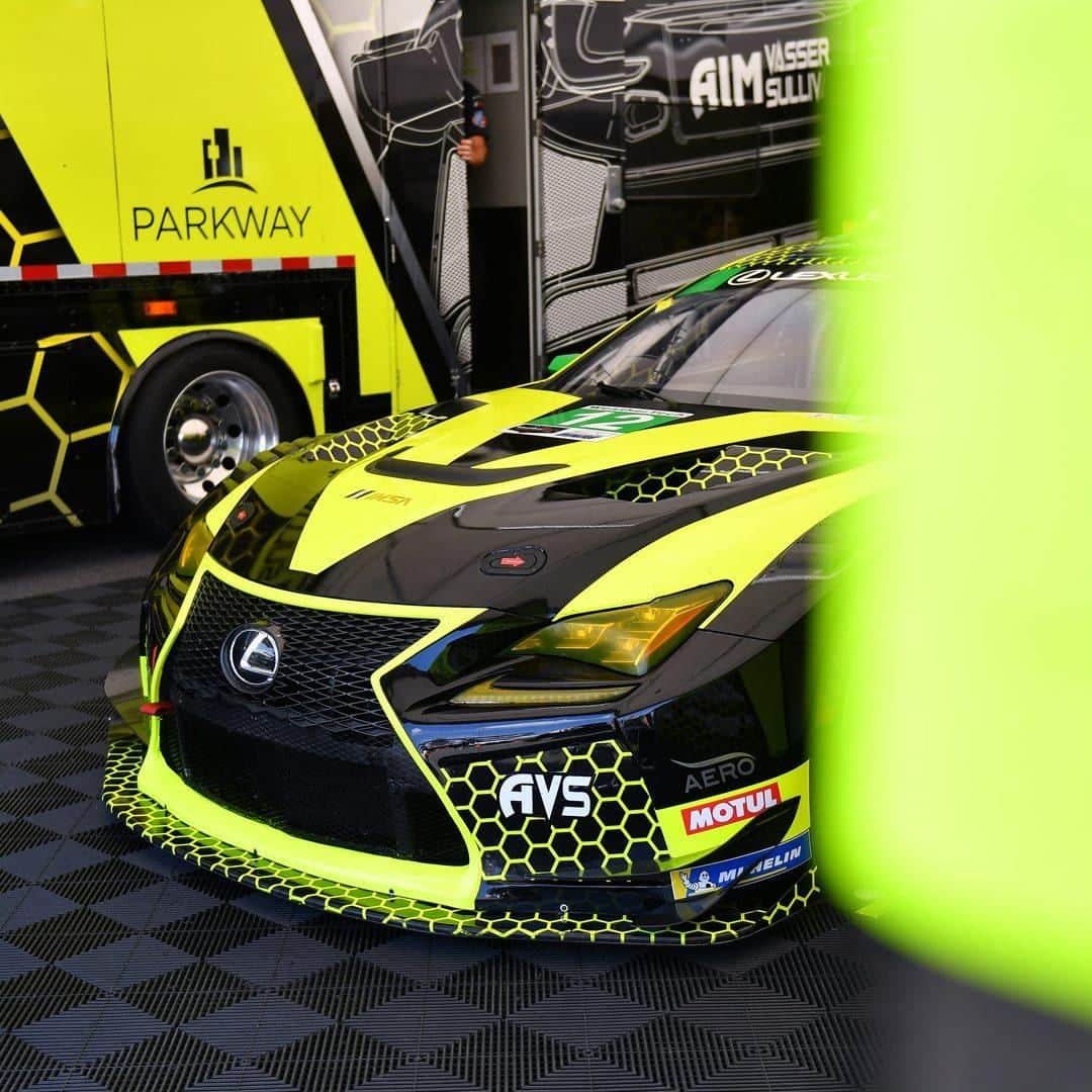 Lexus USAのインスタグラム：「Give us the coolest caption you've got. #LexusRCF GT3 #LexusPerformance #RoadAmerica #IMSA @LexusRacingUSA @AIMAutosport」
