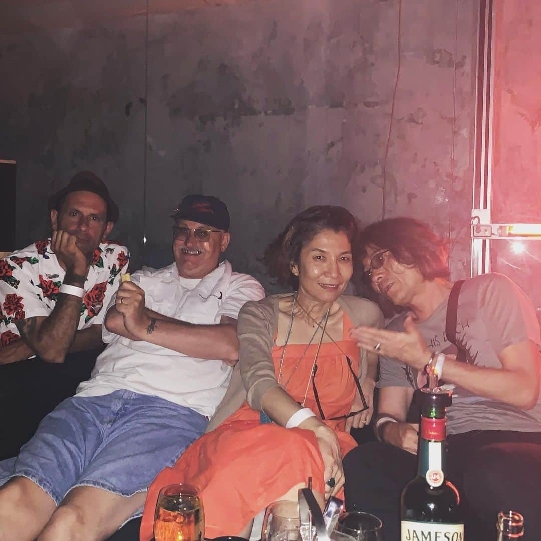 野村訓市さんのインスタグラム写真 - (野村訓市Instagram)「OG gathering. @aaronroseofficial did Alleged Gallery and Beautiful Losers, @mamaluli did Club Gold and Milk, now @breakfastclubtokyo @nobuhikokitamura is doing @hystericglamour_official and @sport_ltd is doing @cafelegs3 and @boysofsummervideo アーロンはアレッジドギャラリーとビューティフルルーザース、アレクシスはカフェレッグスとボーイズオブサマー、ルリちゃんはゴールドとミルクと今はブレックファストクラブ、ノブさんはヒステリックグラマー」8月4日 0時45分 - kunichi_nomura