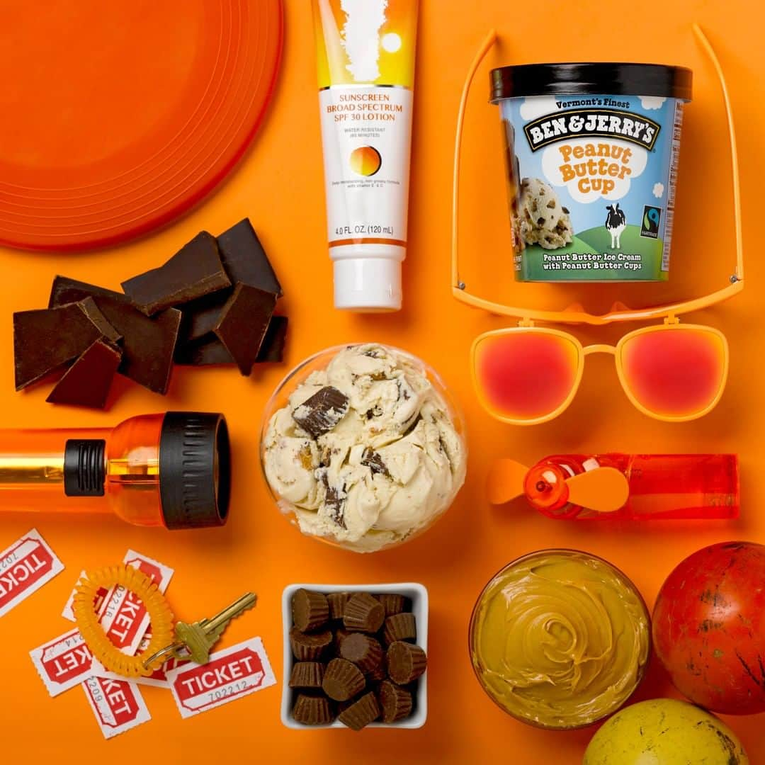 Ben & Jerry'sさんのインスタグラム写真 - (Ben & Jerry'sInstagram)「Just the summer essentials.⁠ ⁠ Find Peanut Butter Cup near you at the link in our bio! 🥜⁠」8月4日 0時45分 - benandjerrys