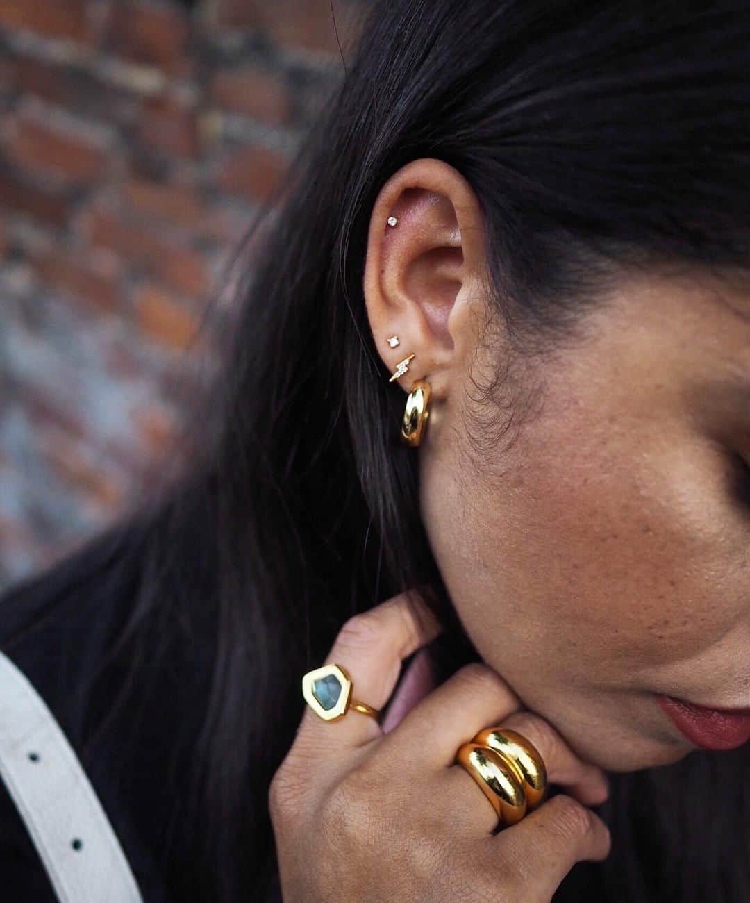 アクセサライズのインスタグラム：「Why not get a new piercing at the #AcczPiercingParlour, now open at over 65 #Accessorize stores nationwide! Start building your curated ear now and get the most-wanted look of the summer. 📷: @astyleedit #Accessorize #Accessorizer」