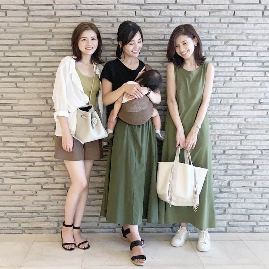Eri Satoさんのインスタグラム写真 - (Eri SatoInstagram)「先日はモアプラス( @moreplus.inc ) の展示会に行ってきました😊 たまたま会えた @mi_0730_mk ちゃんと @hirorin.29 ちゃん💕 グリーンリンクしてた😲✨ ひろりんちゃんのワンピはモアプラスなんだって！可愛いよね😍 · モアプラスのお洋服は生地も縫製もとってもキレイ✨ ヴィンテージ感のあるレース使いとか、個性的な切り替えとか··· 見てるだけでも幸せになれそう···😍 高身長に嬉しい丈感も🙆✨ · ポップアップショップでお目にかかる機会がありますよ！ お近くにお越しの際はぜひ💕 · 👉池袋西武  3階  POPUP 期間  7/17(水)-8/6(火) · 👉銀座三越  3階  ルプレイス 期間  8/21(水)～ · 👉 新宿高島屋 新館 3階 オーバーザセンチュリー」8月4日 1時11分 - satoeri626
