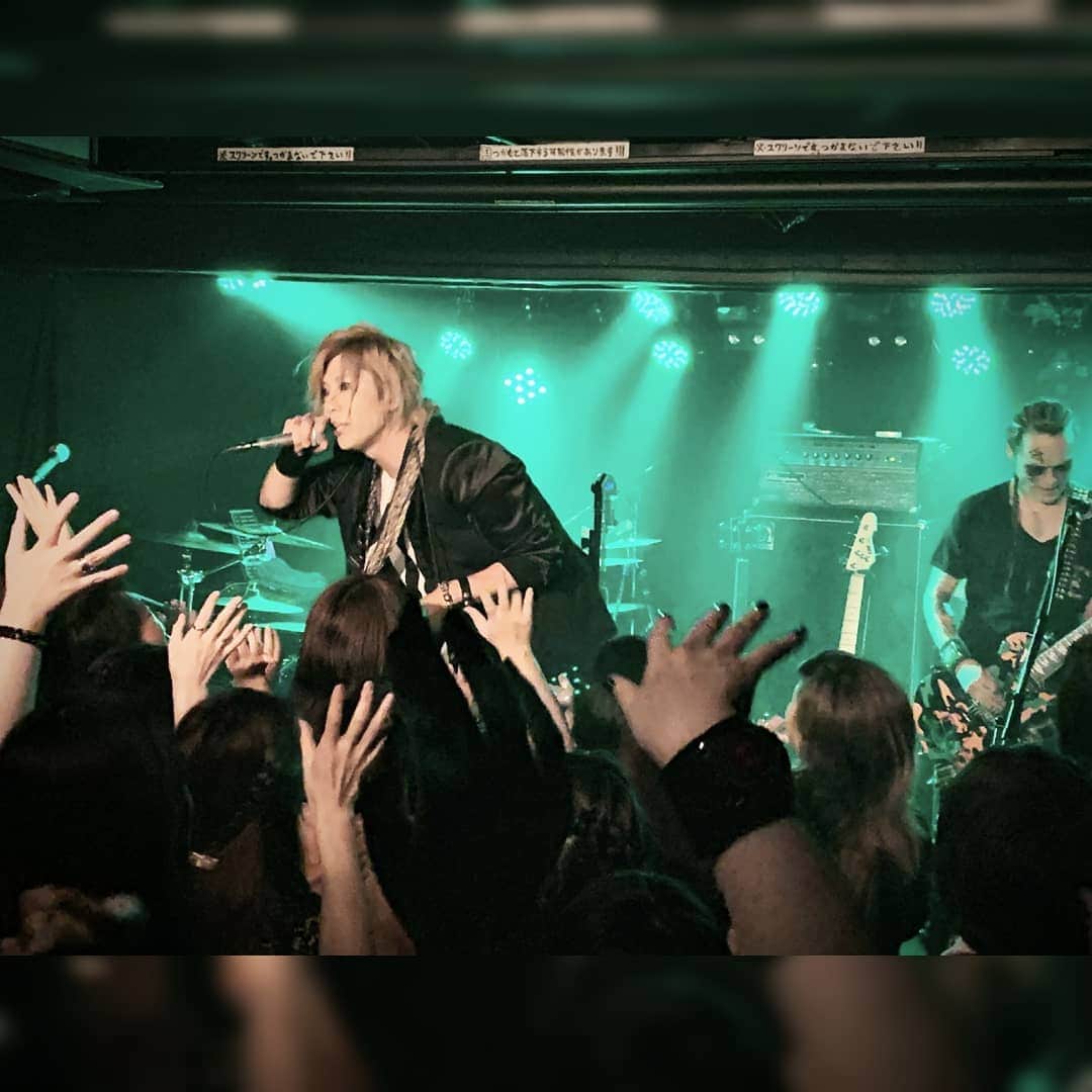 Chiyu さんのインスタグラム写真 - (Chiyu Instagram)「2019.08.03 新宿FATE  #CHIYU #NoticeofArrival #セバ #ヤス #新宿 #ツアー」8月4日 1時12分 - chiyu_bass