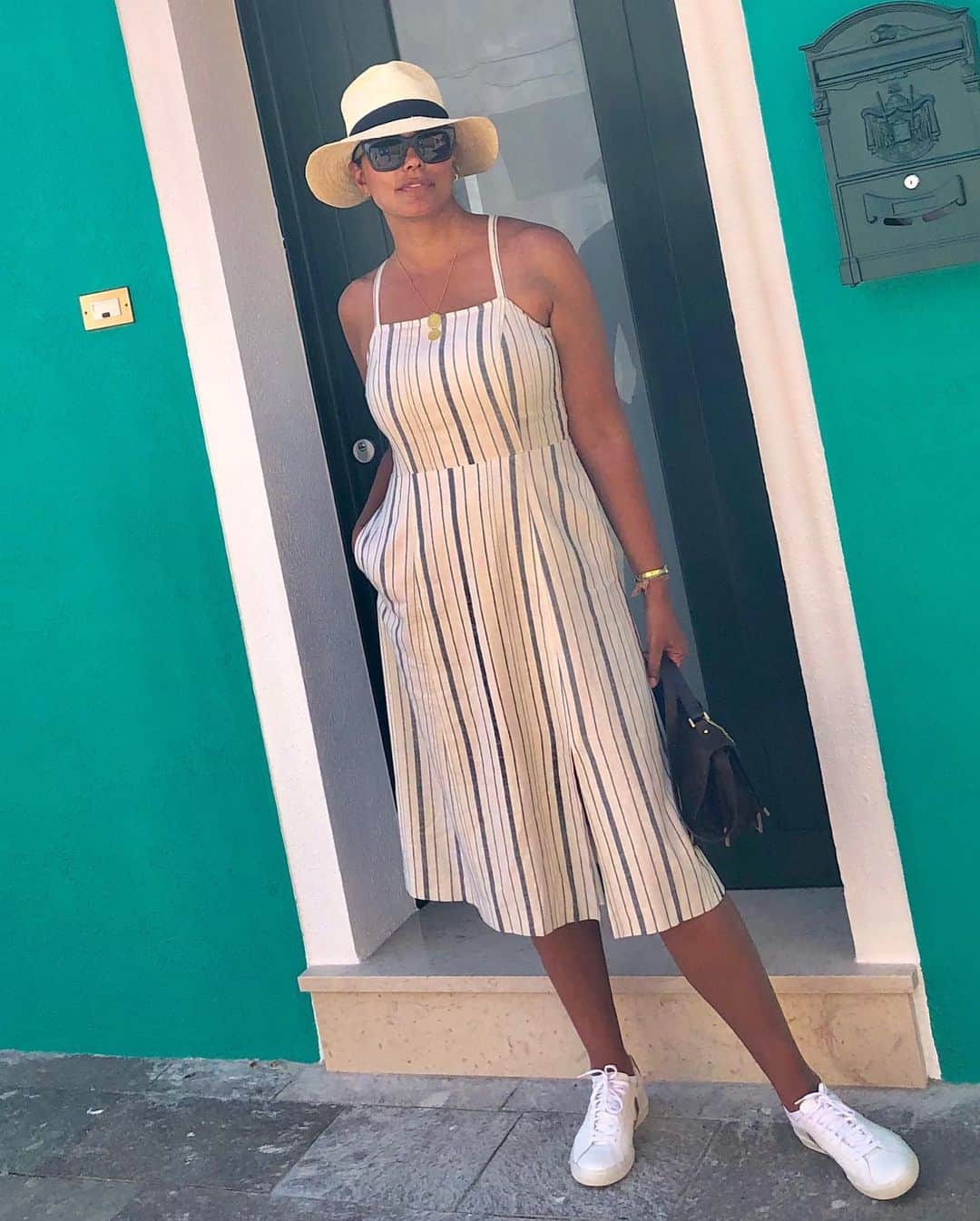 レイチェルロイさんのインスタグラム写真 - (レイチェルロイInstagram)「The color of Burano, brights & stripes🍡RR in the Striped Linen Sundress 💓 . . . . #Burano #Venice #Italy #AccessItaly #AvaDash #Veja #fashionlover #fashiondesign #fashioninsta #fashionlook #fashionlovers #fashionlove #fashiontrends #fashiondiary #fashionstore #fashiongirls #nyc #nycc #nycity #nyc_highlights #nycmua #nycfashionblogger #instagramnyc #nycfashion #nycblogger #nycstreetstyle #nycbloggers #nycdesigner #nyclife」8月4日 1時29分 - rachel_roy