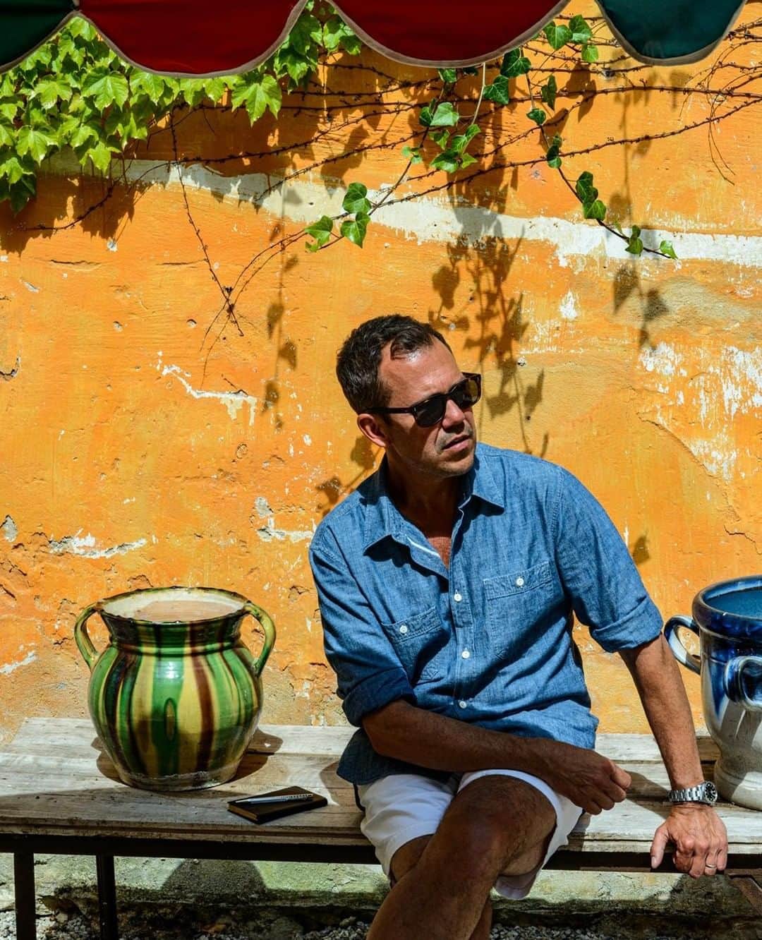 MR PORTERのインスタグラム：「Ever dreamt about packing it all in and moving to the French countryside? Well, that's exactly what magazine editor and author Mr Matt Hranek did (and we want in)⁠ -⁠ Head to the link in bio to read about his big move and take a tour around his impressive property in the French countryside. @wmbrownproject⁠,」