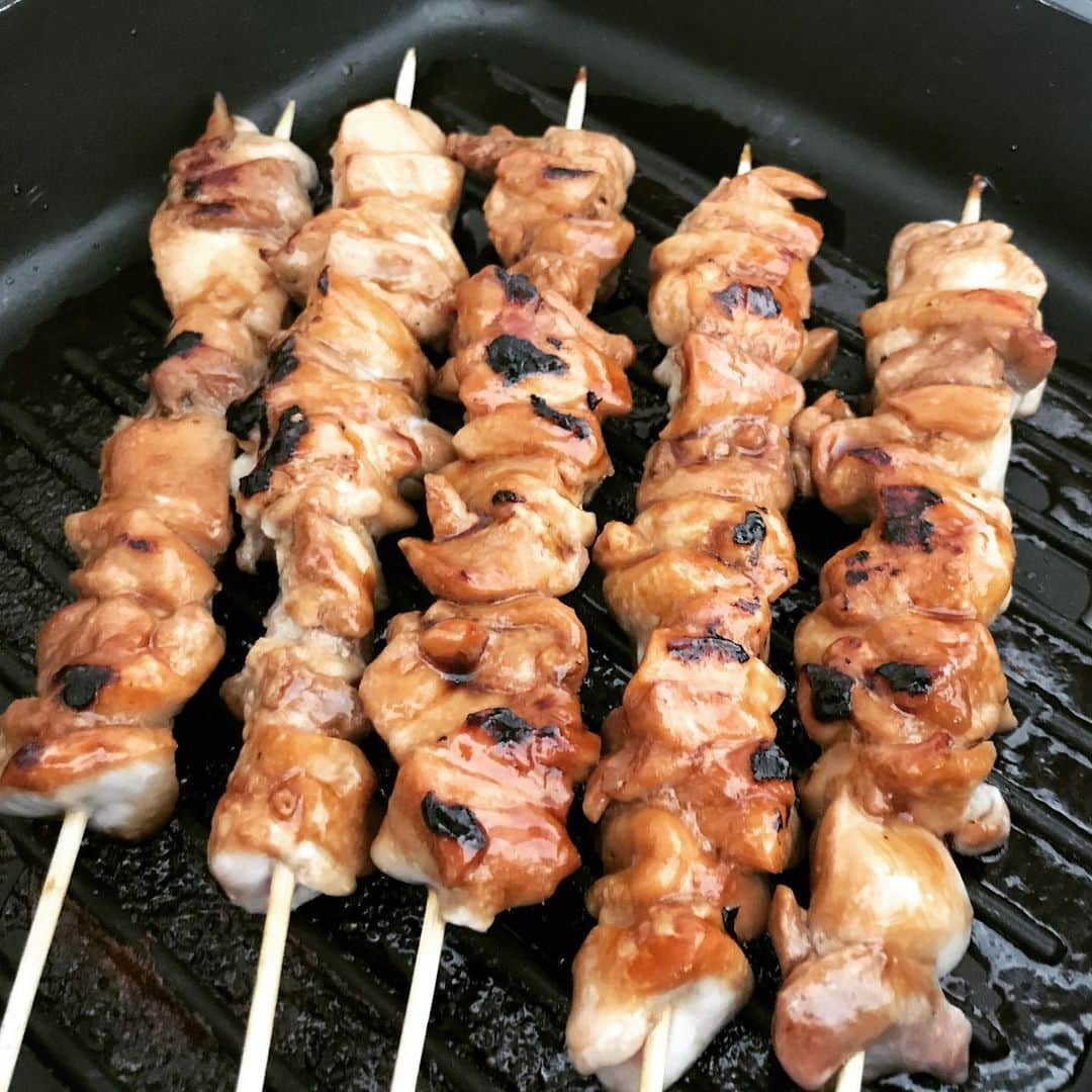 Rie's Healthy Bento from Osloのインスタグラム：「Made Japanese Yakitori tonight 🐓 #dinner #japanesefood #japanesecooking #yakitori #instafood #cooking #homecooked #やきとり #おつまみ #ビール #🍺」