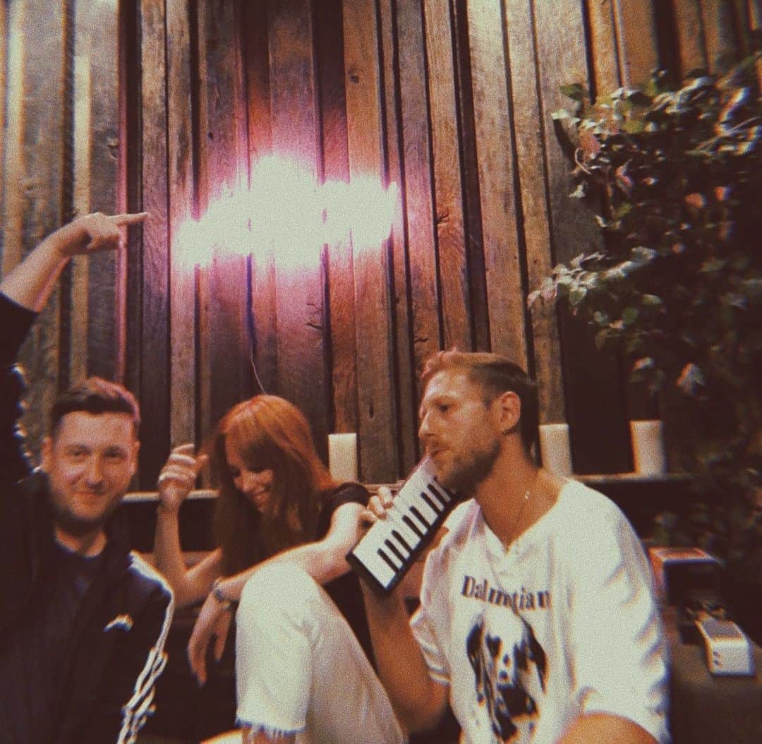 ローラ・ウェルッシュのインスタグラム：「♡」