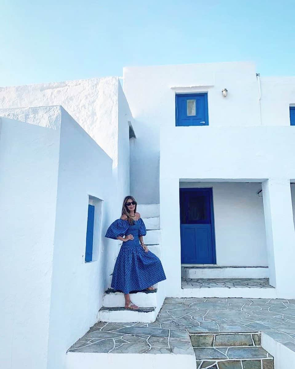 ニーナ・ガルシアさんのインスタグラム写真 - (ニーナ・ガルシアInstagram)「Blue-tiful Greece 🇬🇷🧿」8月4日 2時56分 - ninagarcia