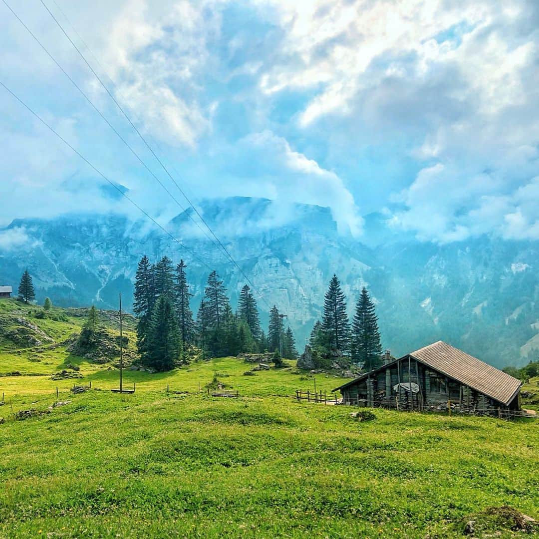 マチルダ・セーデルルンドさんのインスタグラム写真 - (マチルダ・セーデルルンドInstagram)「Some impressions from Cheselen (where we climbed our first day). Fantastic climbing 😍 (and scenery 😳). I think I’m becoming Swess... 🇸🇪🇨🇭」8月4日 3時33分 - matilda_soderlund