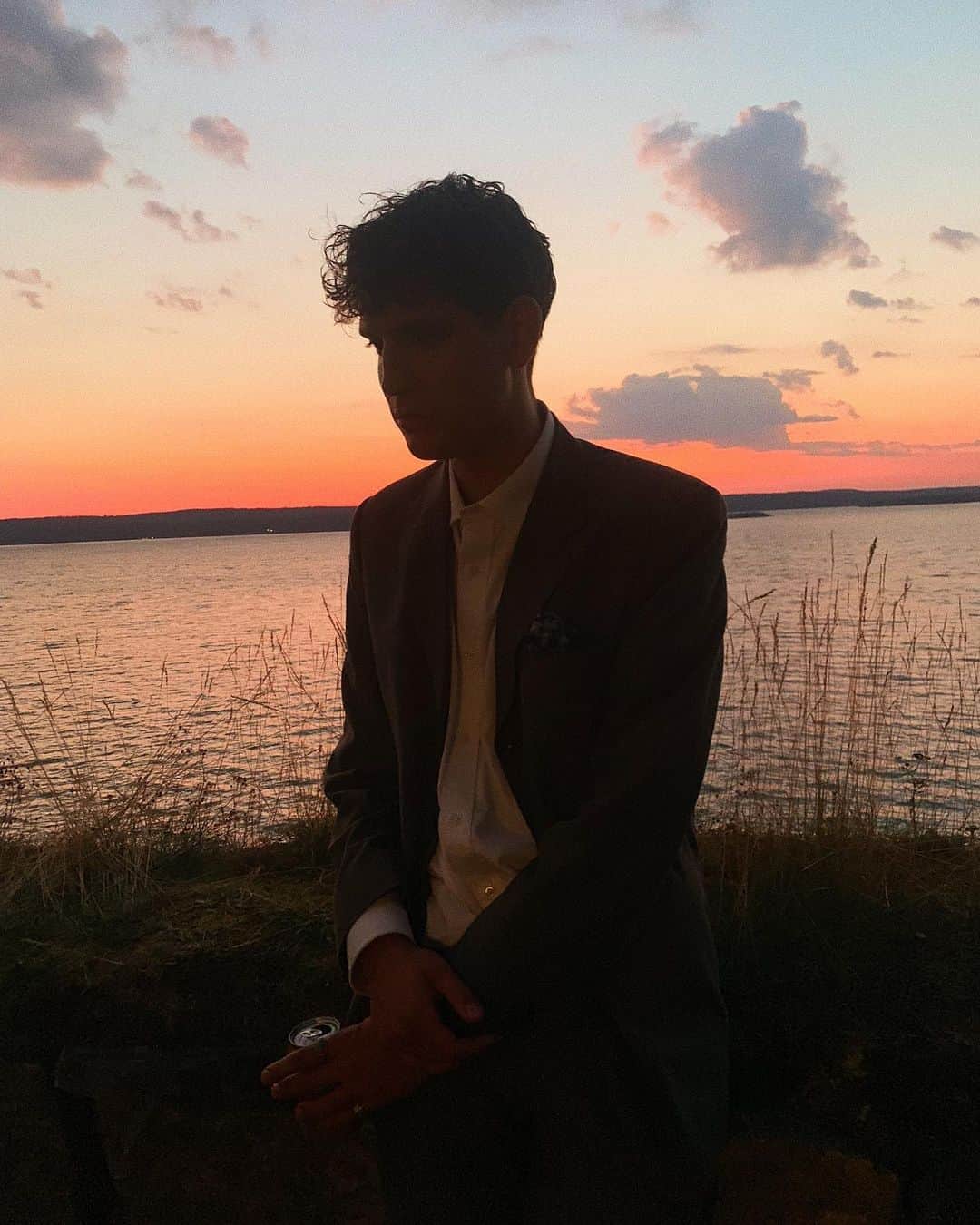 コンラッドのインスタグラム：「@mononoa by me 🌅🙃」