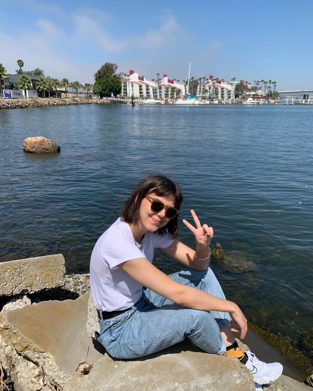 Of Monsters and Menさんのインスタグラム写真 - (Of Monsters and MenInstagram)「Long Beach is very chic. See you at @alt987fm Summer Camp tonight!」8月4日 3時59分 - ofmonstersandmen