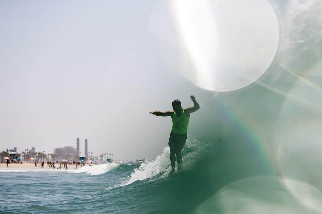 vansさんのインスタグラム写真 - (vansInstagram)「Tune in! We are live from the #VANSUSOPEN and the Duct Tape Invitational longboarding finals begin soon! Watch now at the link in our bio. 📷: @jimmicane」8月4日 5時01分 - vans