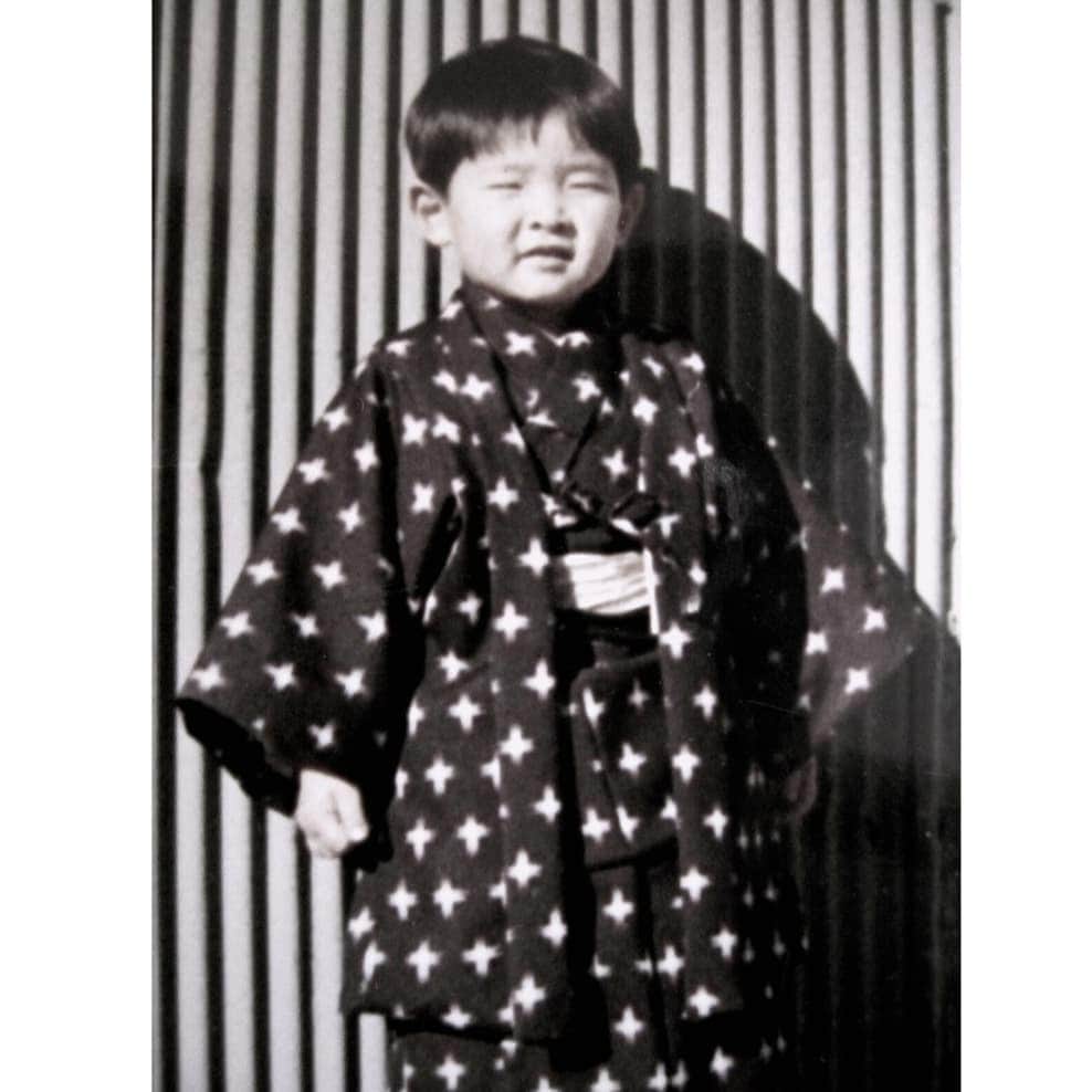 布川敏和さんのインスタグラム写真 - (布川敏和Instagram)「今日は 僕の54歳の誕生日なのだ。 この写真の時から, 50年経ちました。 オジサンふっくんをこれからも宜しくネ～♡ . #布川敏和 #54歳 #誕生日」8月4日 5時42分 - fukawatoshikazu