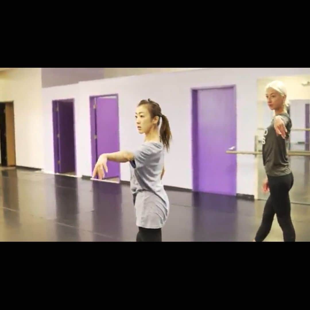 村主章枝さんのインスタグラム写真 - (村主章枝Instagram)「Dance practice Videographer @devin_teer  #socialdance  #金スマ社交ダンス  #lasvegas  #latindance」8月4日 16時39分 - fumie.suguri