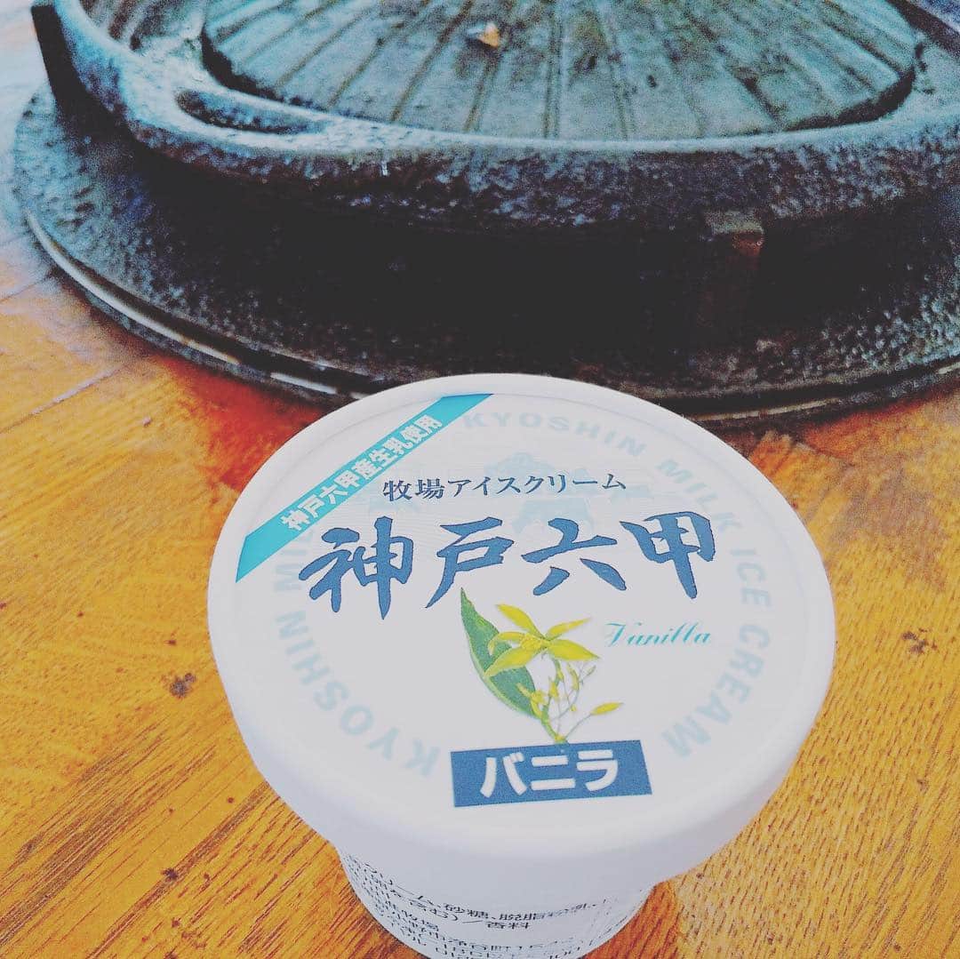 桑原麻美さんのインスタグラム写真 - (桑原麻美Instagram)「神戸のつもりで来たら、 案外、山の方でビックリ！  イングリッシュキャンプ♪ 暑〜い中、汗だくで BBQをし、 プールで遊び、外国人の先生と 英語で過ごした１泊２日。 「楽しかった〜！」 の娘たちの言葉と笑顔が、 親としての何よりの喜び✨ ・・・・・・・・ アナウンサーが教える 声と話し方のメルマガ  ご登録はプロフィール欄から♡ @asami_kuwabara  #アナウンサー#フリーアナウンサー#司会者#話し方講師#話し方レッスン名古屋#イングリッシュキャンプ#母娘旅」8月4日 15時20分 - asami_kuwabara