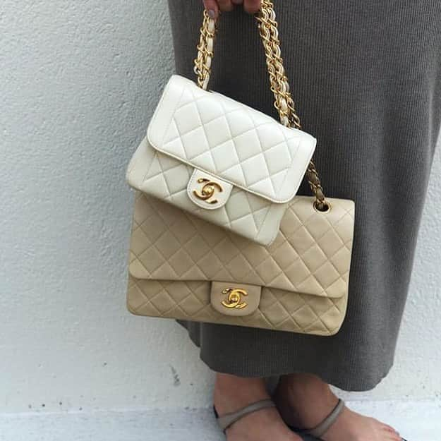 トライセクトさんのインスタグラム写真 - (トライセクトInstagram)「【VINTAGE CHANEL BAG】 上品なカラーのヴィンテージシャネルバッグが入荷いたしました。他にも多数揃っておりますので、是非店頭でご覧ください。 ・ decouverteのプロフィールリンクよりブログをご覧ください。 ・ #decouverte #vintage #vintageshop #chanel #chanelbag #vintagechanel #matelasse #baycrews #follow #taxfree #デクーヴェルト #ヴィンテージ #ヴィンテージショップ #シャネルバッグ #ヴィンテージシャネル #マトラッセ #ベイクルーズ  #フォロー #classic #instavintage #香奈儿 #我的最愛 #baycrews#2019ss_baycrews ﻿﻿﻿﻿﻿﻿﻿﻿﻿﻿﻿﻿﻿﻿﻿﻿﻿﻿﻿﻿﻿﻿﻿﻿﻿﻿﻿﻿﻿﻿﻿﻿﻿﻿﻿﻿﻿﻿﻿ #baycrews40周年」8月4日 15時23分 - baycrews