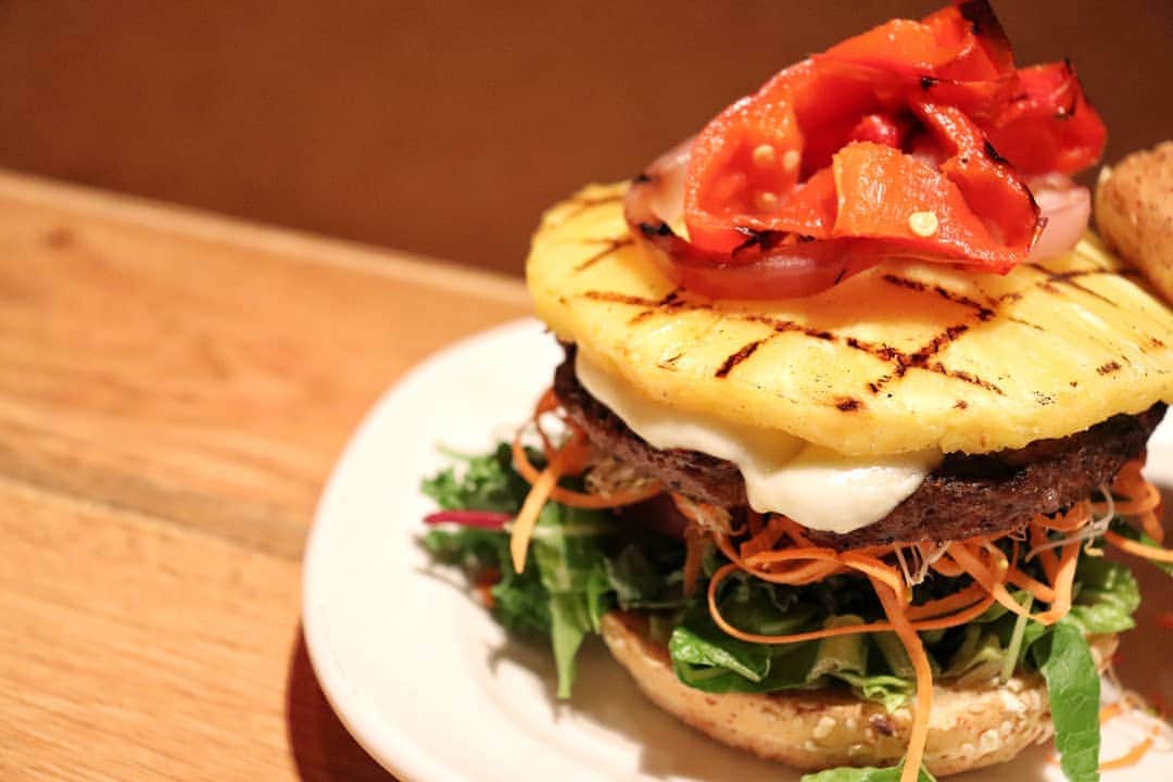 THE COUNTER JAPAN公式のグルメインスタ