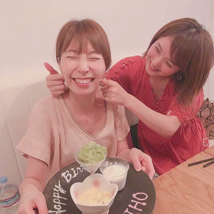 高橋里帆さんのインスタグラム写真 - (高橋里帆Instagram)「先月#いつもの人々 お誕生日会してもらいました✨  もうめでたくない歳ですが💦笑 こうやって集まってくれる友達がいるのは嬉しい😆💕 年齢はバラバラですが、集まるといつも楽しい🎵  一番年下のあやちゃんが一番しっかり者だったり✨ リーダー的な のんちゃん✨ 太陽みたいなこまちゅにとっても優しいなおちゃん✨ しっかりしてそうで天然のあきちゃん😆 今回は来れなかったけどムードメーカーのジューシー✨  プラス可愛い子ちゃん達もだんだん増えてこれからも大切な友達です✨  いつもありがとう💕  大好きな#いつもの人々  #いつもの人々#誕生日#誕生日会#大好き#友達#ありがとう#大切#佐々木希 さん#大政絢 さん#小松千鶴#宮本由梨」8月4日 15時53分 - takahashi.riho