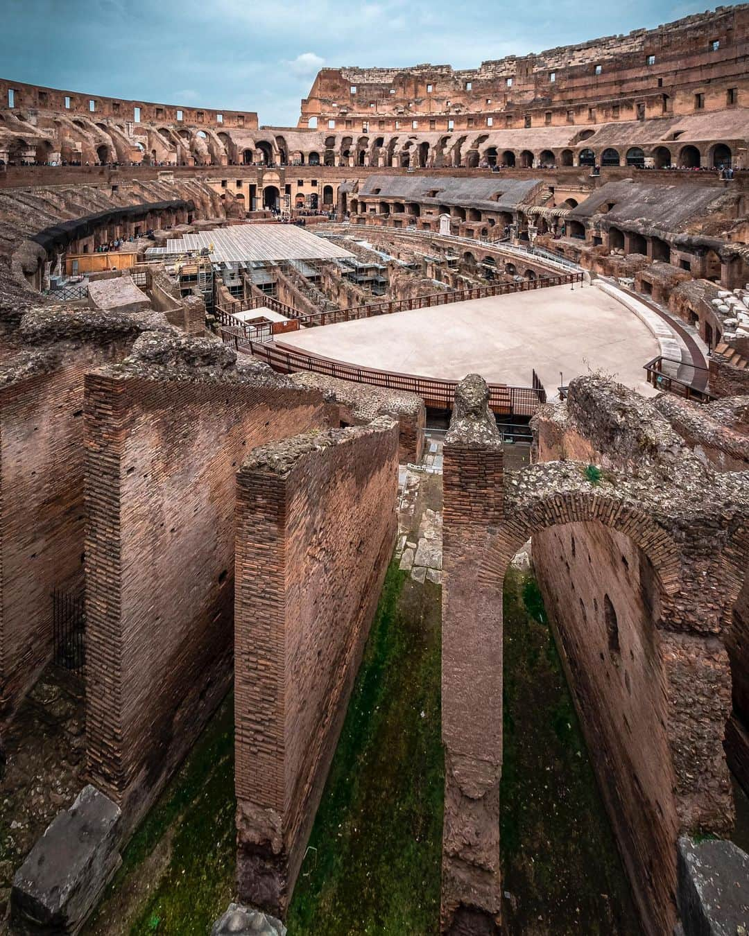 Nicanor Garcíaさんのインスタグラム写真 - (Nicanor GarcíaInstagram)「Echoes in eternity | Ecos en la eternidad #nicanorgarcia #travelarchitectures」8月4日 16時30分 - nicanorgarcia