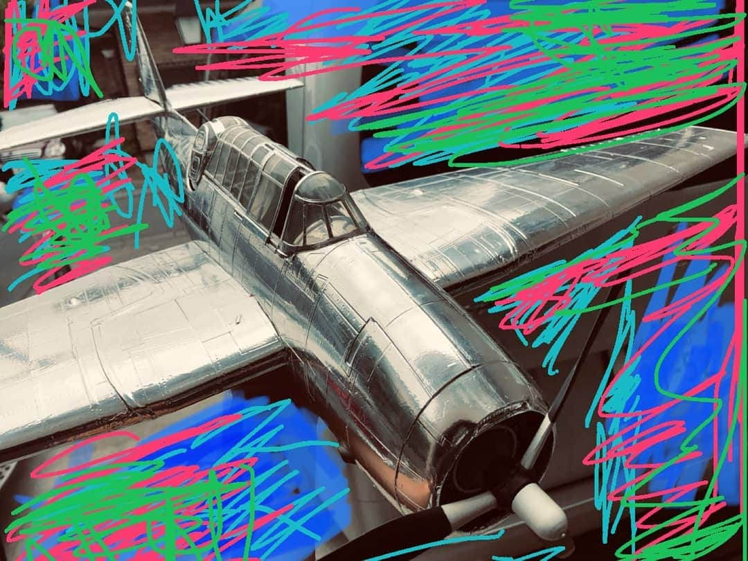 世田谷ベースさんのインスタグラム写真 - (世田谷ベースInstagram)「TBF アヴェンジャー（Grumman TBF Avenger）は、アメリカ合衆国のグラマン社が開発し、第二次世界大戦中にアメリカ海軍などで運用された主力雷撃機。  愛称の「アヴェンジャー (Avenger)」は、「復讐者、報復者」の意。また、発音についてはアベンジャーとも表記することがある  アベンジャーアルミテープ custom  #avenger##gruman#世田谷ベース #総務雄一郎」8月4日 8時23分 - soumu_yuichiro