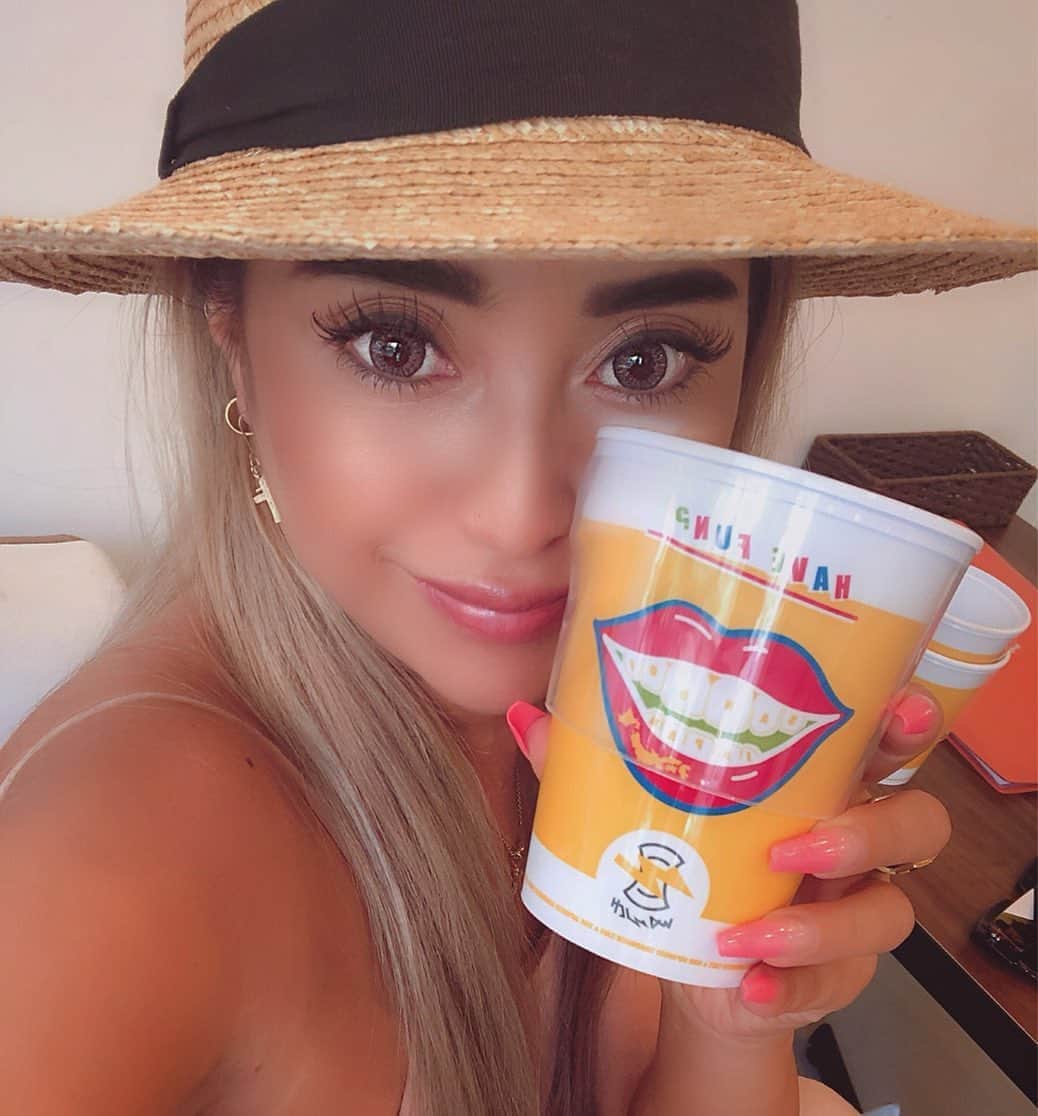 荒木さやかのグルメインスタ