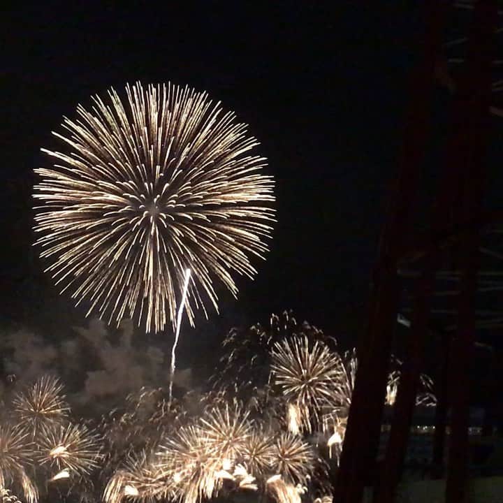中野耕史のインスタグラム：「おっはよーーーございます！！！！ 最高の夏の思い出をおすそ分け😊 素敵な日曜日を！ #みなとこうべ海上花火大会  #神戸 #港町」