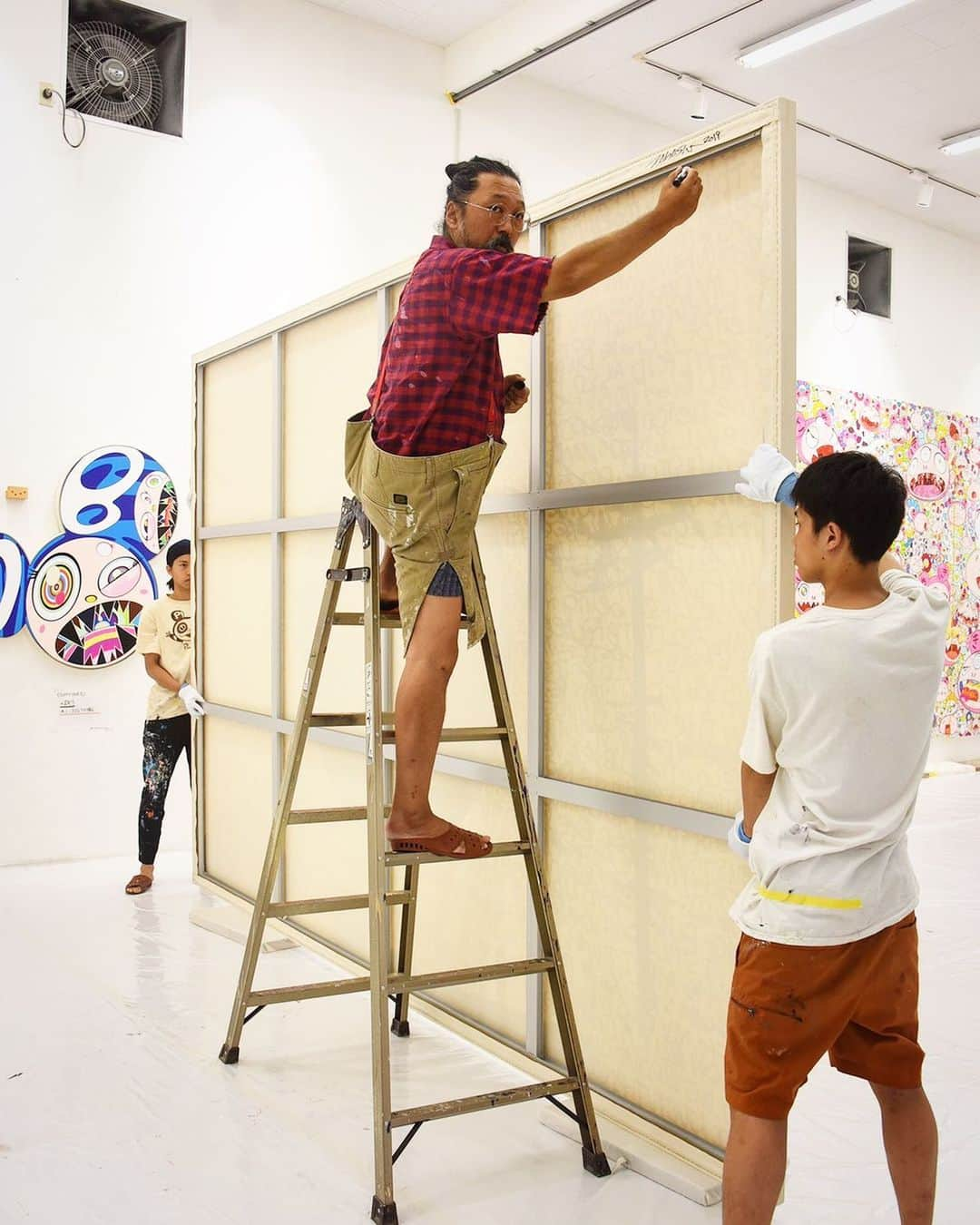 村上隆さんのインスタグラム写真 - (村上隆Instagram)「Sign time.」8月4日 10時43分 - takashipom