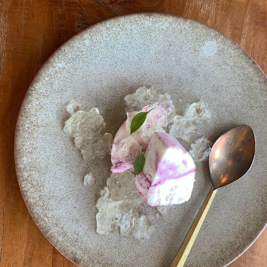 ONE SUITE Hotel & Resort（公式）のグルメインスタ