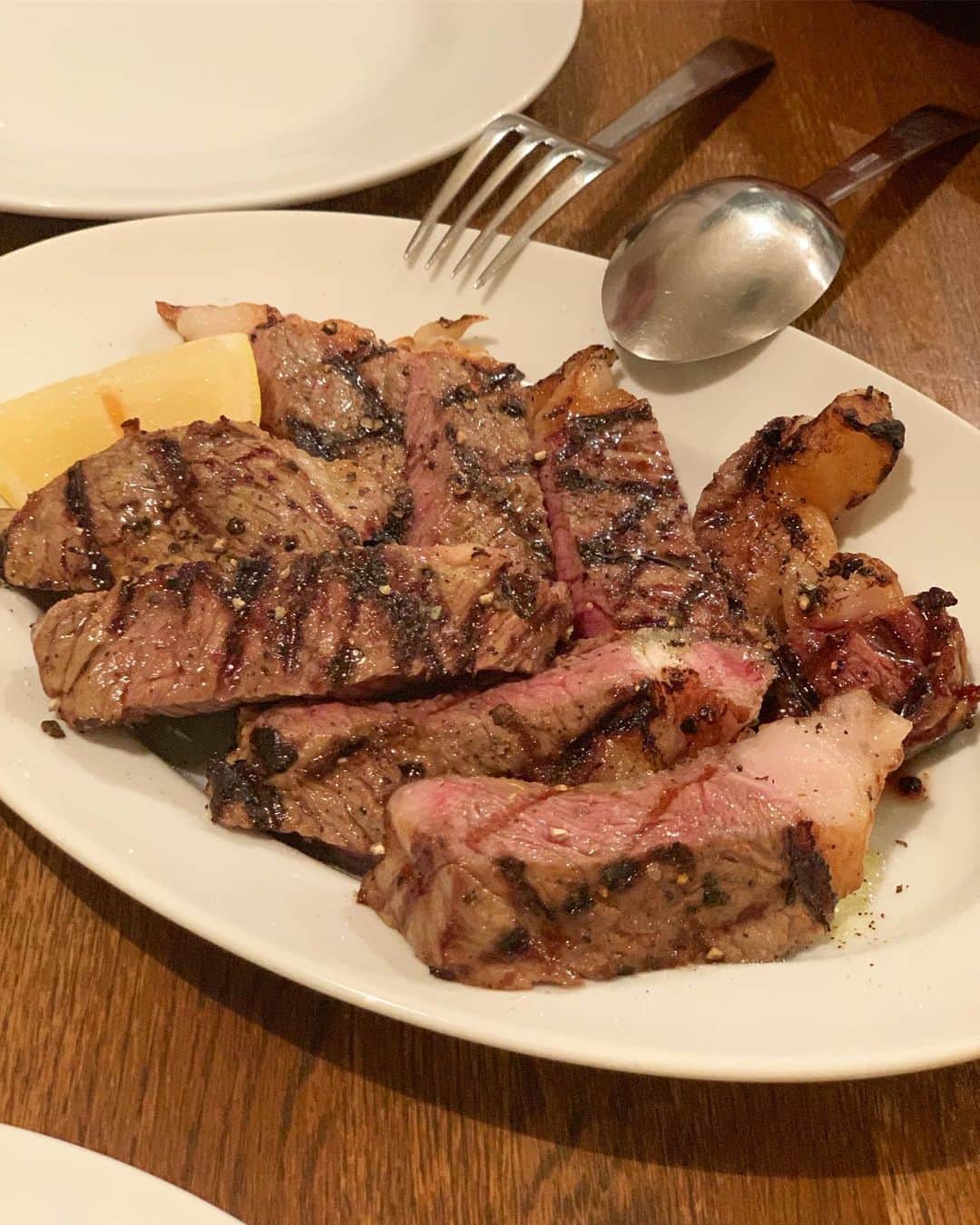 青山有紀のグルメインスタ