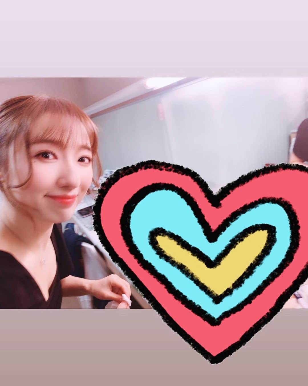 七瀬りりこさんのインスタグラム写真 - (七瀬りりこInstagram)「昨夜は、うしごろ銀座店へ❤️ 美味しかった❤️ 楽しかった❤️ 先日ネットで購入したワンピを着ました❤️ お気に入り✨  ヘアスタイルはみれたんが、 ヘアアクセサリーはしーちゃんが付けてくれました👑  みんなありがとう❤️ #エリザベート #うしごろ #うしごろ銀座  #ワンピース #ワンピ #みれたん #しーちゃん #ありがとう #美麗 #彩花まり  #七瀬りりこ」8月4日 11時19分 - ririkonanase