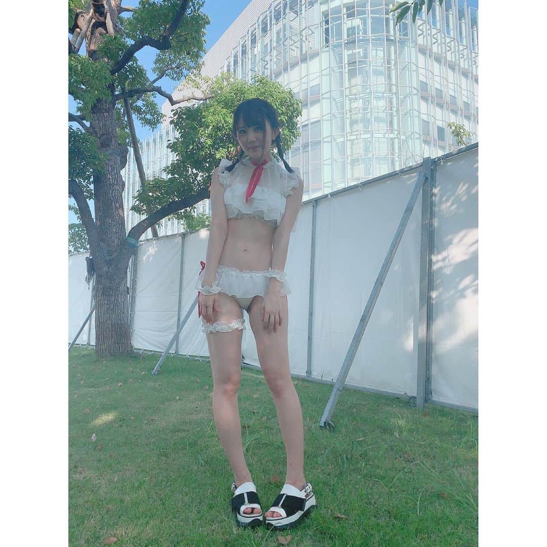 浜田翔子さんのインスタグラム写真 - (浜田翔子Instagram)「#水着 白と黒きました。 東京グラビアアイドルフェスティバル！ #TGIF2019 #TIF  本日も行くかたは楽しんでね。 。浴衣の9.7のイベントなぜか予約問題が、、また申し込みできるかもだから少し待ってね💦」8月4日 11時46分 - shoko_hamada