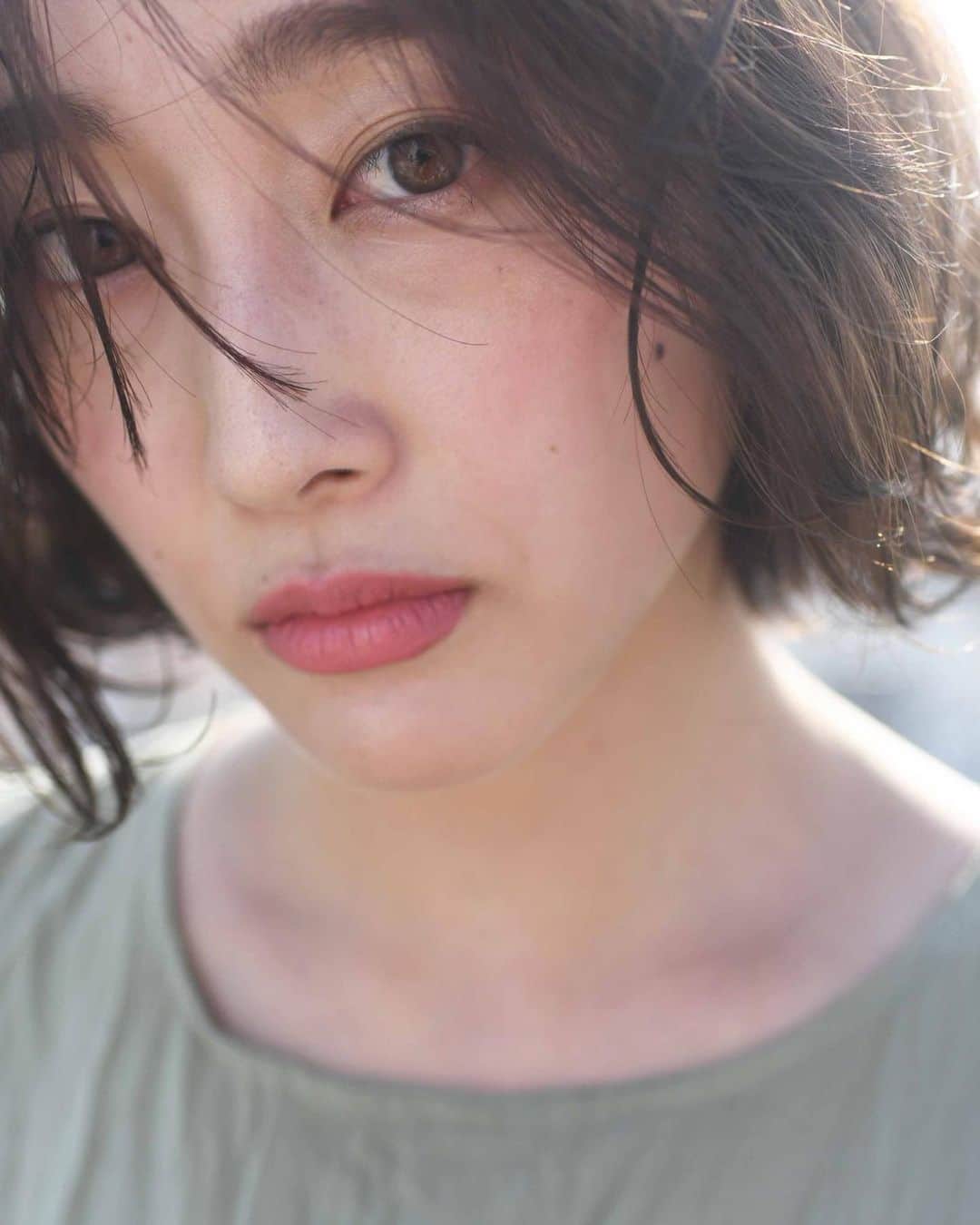 泉見祐希のインスタグラム：「🌻🌵🌞💦 📸 @tatsuya_kumamoto 💄 @coro_hoshi  #kumaxyuuki #ほしなめいく」