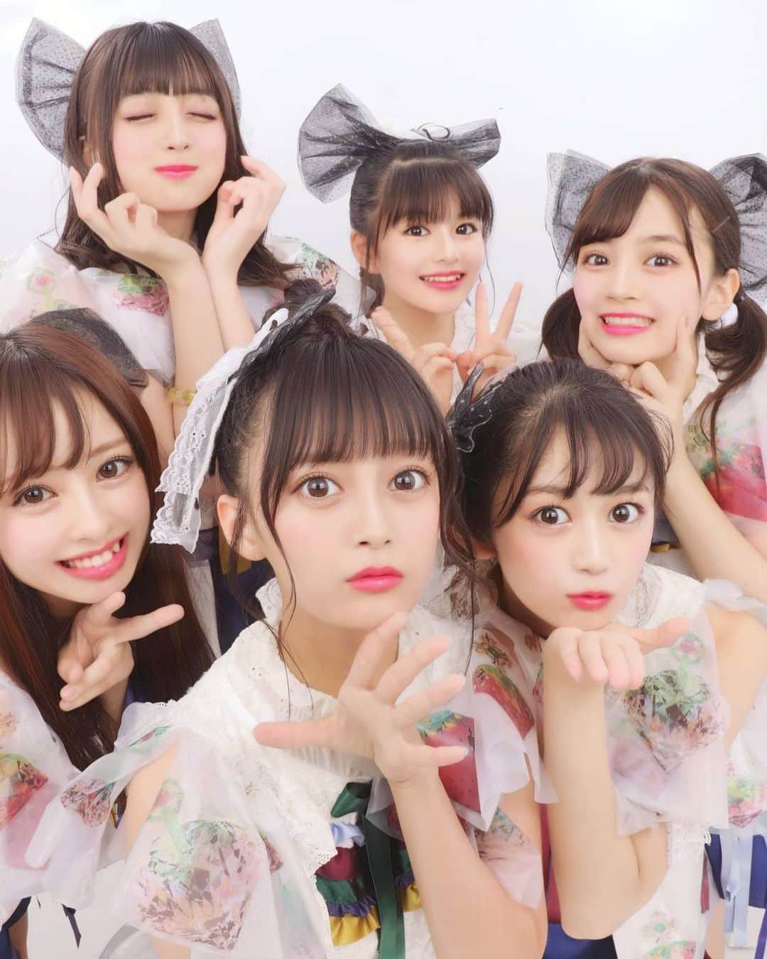 のインスタグラム：「#プリ #プリクラ #アイドル #ライブ #中学生 #高校生 #かわいい #フォロー募集 #fashion #followme #photo #idol #cute #like」