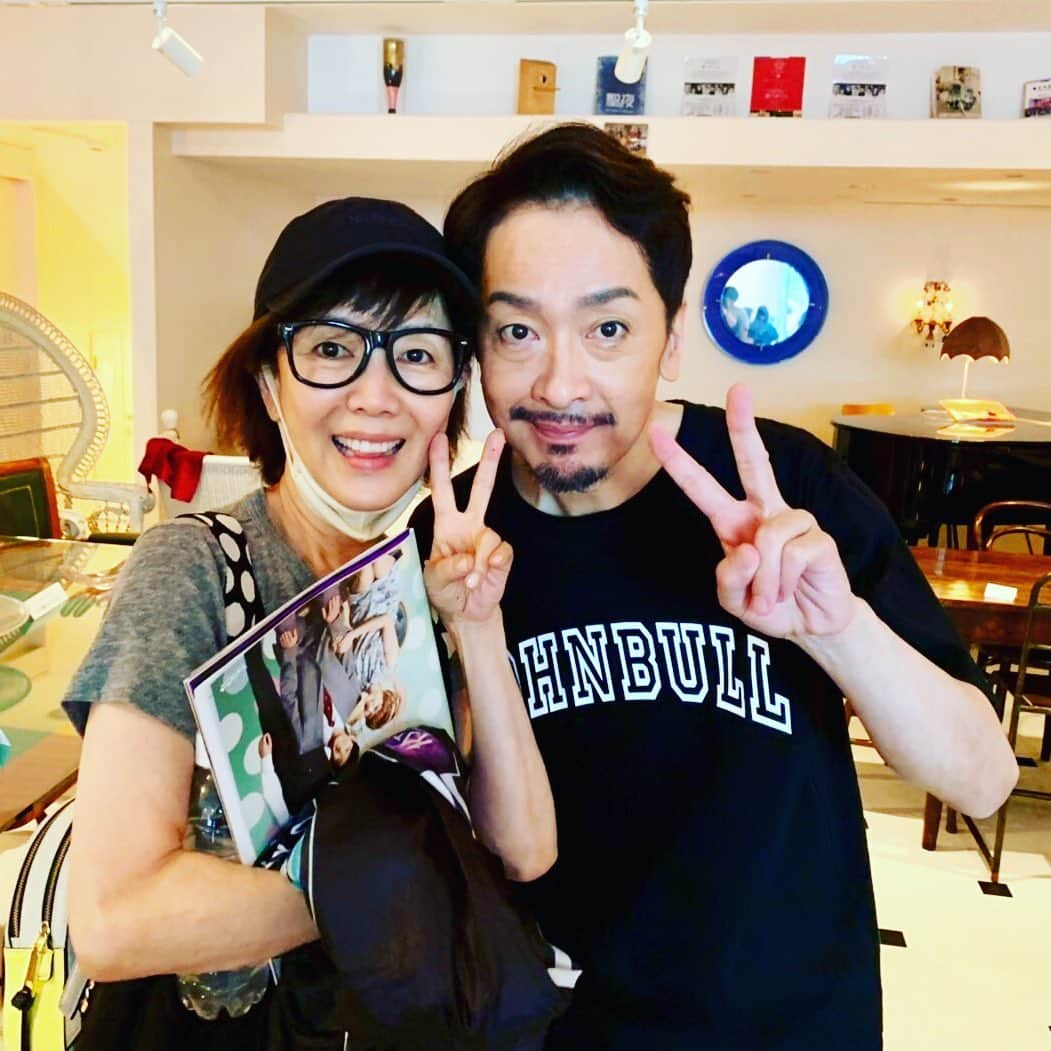 栗原英雄さんのインスタグラム写真 - (栗原英雄Instagram)「筆頭妻の恵子様が、ご自分の千秋楽後２日目に😭 #嘘と勘違いのあいだで #うそかん」8月4日 13時05分 - hideokurihara