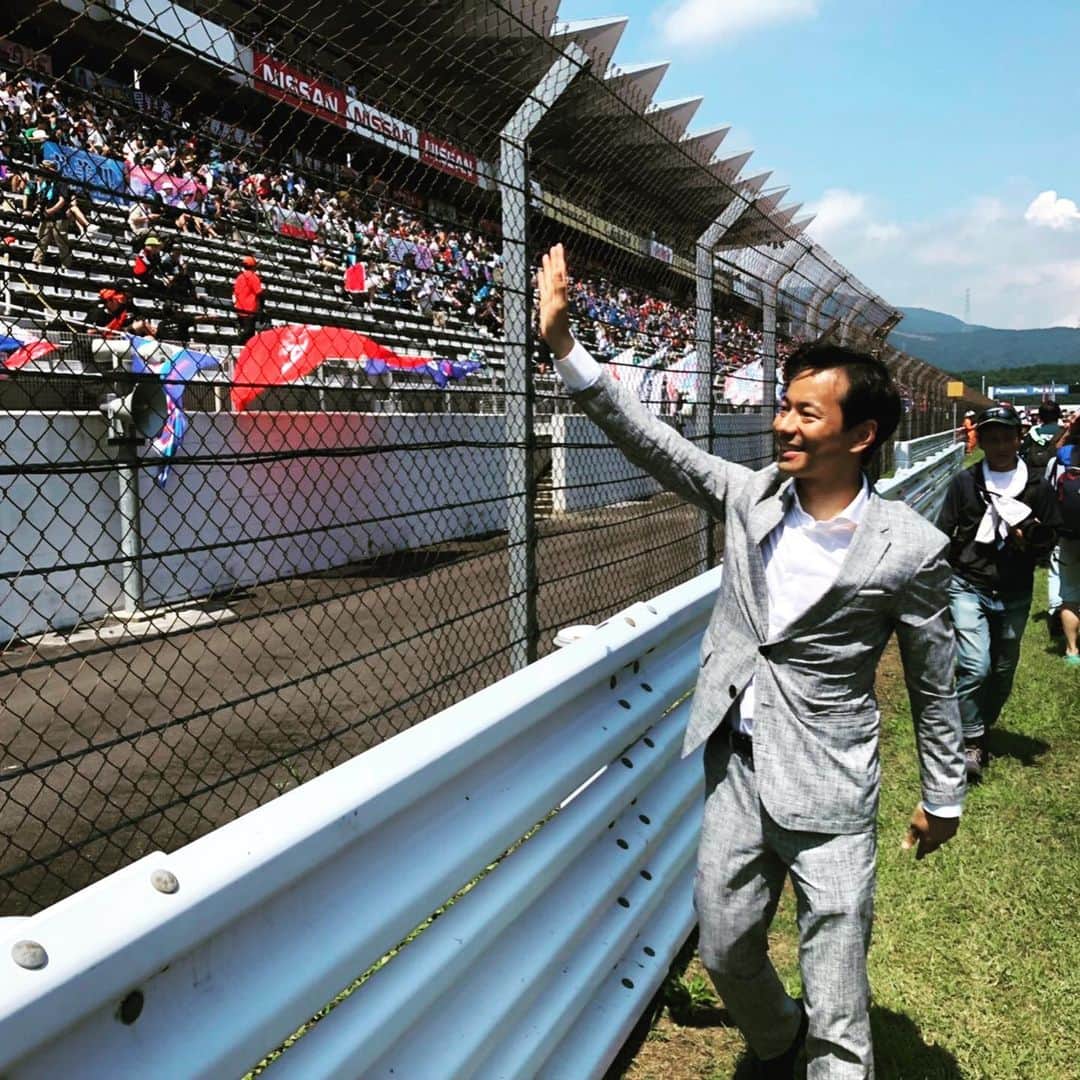 山本左近さんのインスタグラム写真 - (山本左近Instagram)「富士スピードウェイにて。  皆さんから引き続き頑張ってください！ とのお声かけ、本当にありがとうございました！  改めて引き続き頑張っていきます‼️」8月4日 14時05分 - sakon_yamamoto