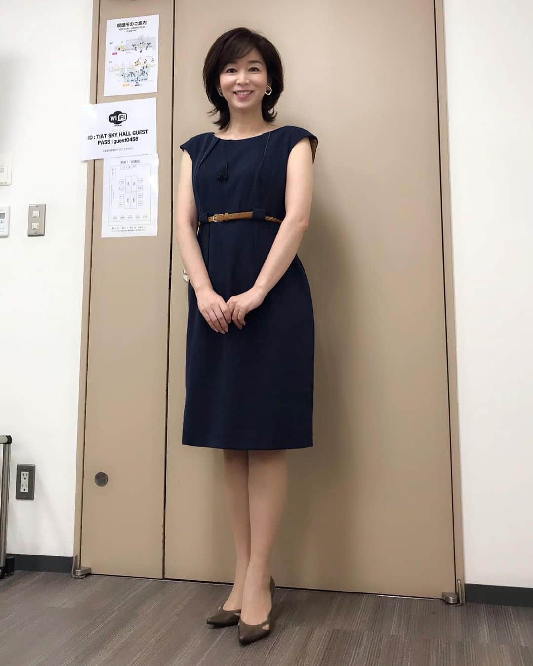 伊藤聡子さんのインスタグラム写真 - (伊藤聡子Instagram)「羽田土曜会（BSテレ東 毎週土曜日 あさ7:30〜8:00)。地域で輝く人、取り組みを紹介しながら日本を元気にするヒントを考えます。 是非ご覧下さいね😃 見逃した方はFBのバックナンバーでもご覧いただけます😄 どうぞよろしくお願いします✊️ #羽田土曜会#ネイビーワンピース#伊藤聡子」8月5日 0時34分 - satokoito73