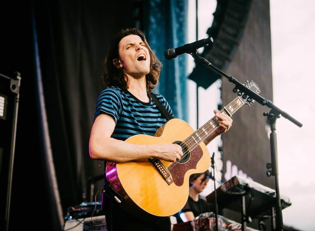 ジェームズ・ベイさんのインスタグラム写真 - (ジェームズ・ベイInstagram)「Second night’s a charm! We got to play Hannover...eventually! And it was glorious ♥️ Danke! #dividetour 📷 @ohalfin」8月5日 0時43分 - jamesbaymusic